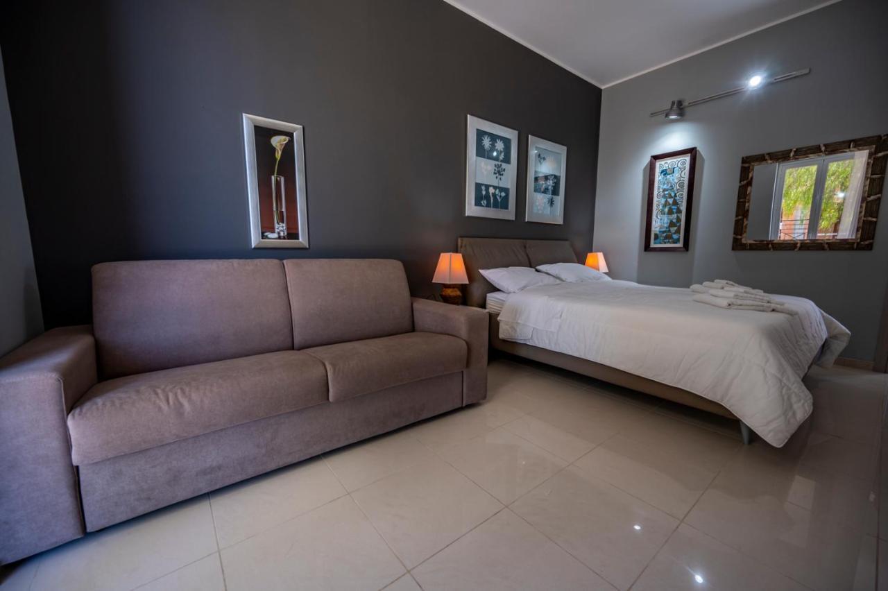 Villa Floyd Charming Rooms B&B Pachino Exterior foto